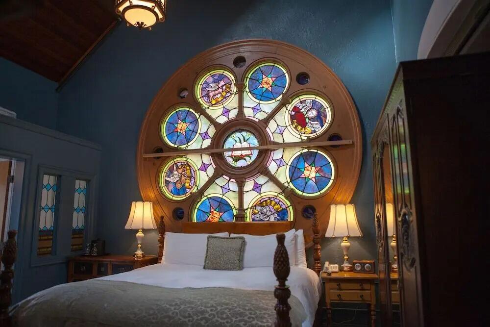 Picture of Belfry Inne and Bistro
