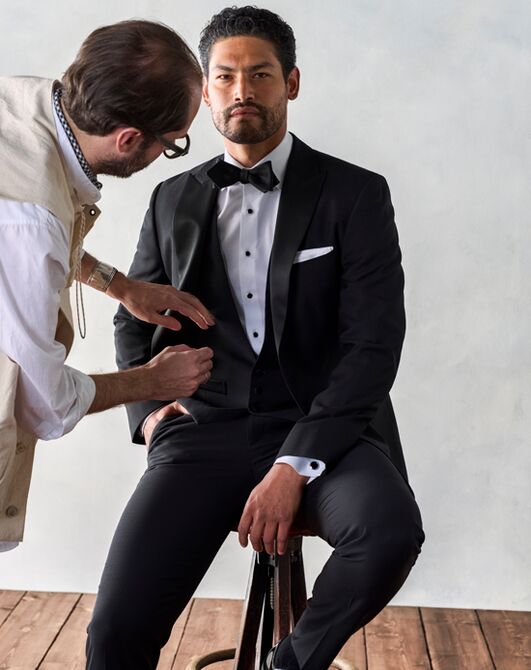 The Black Tux Peak Lapel Tuxedo Black Tuxedo - 5