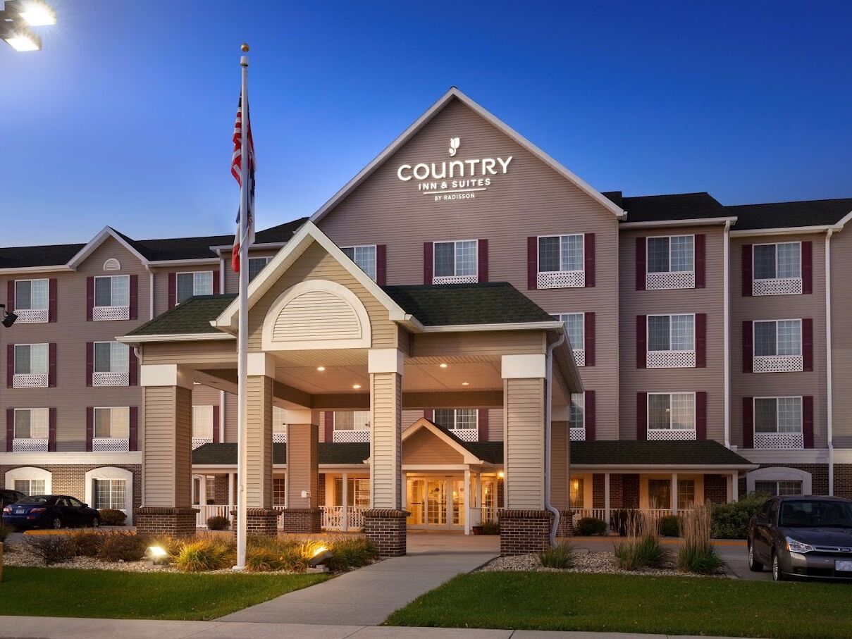 Picture of Country Inn & Suites by Radisson Northwood IA