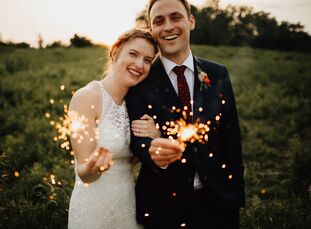 Columbus natives Meg Edison (25 and a librarian) and John Conlon (25 and a PhD student) took design inspo from their venue when planning all the way f
