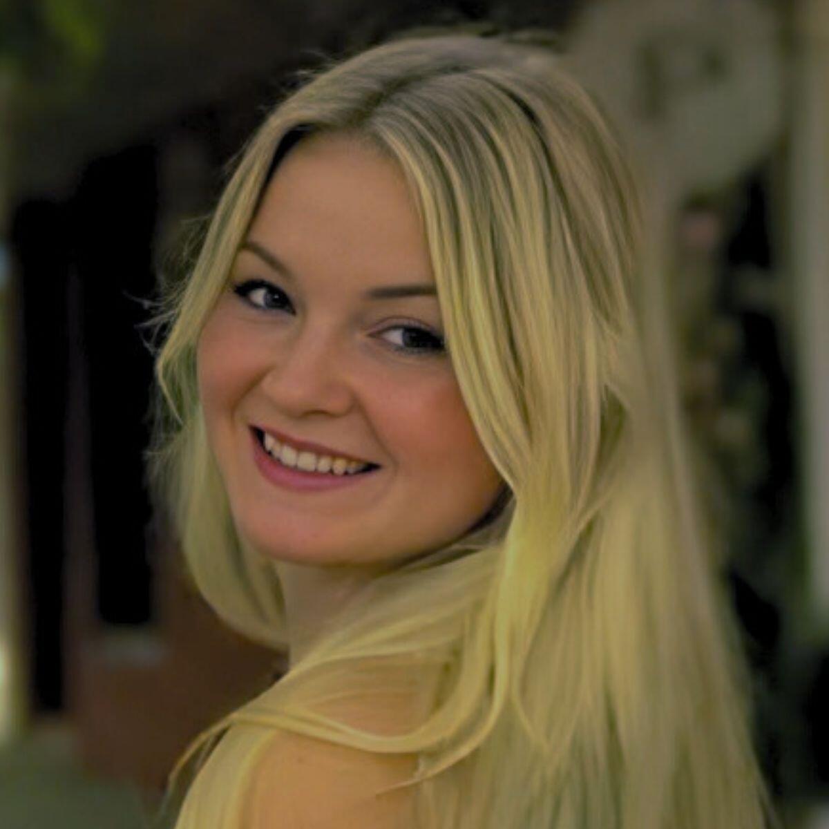 Rebecca Weiss