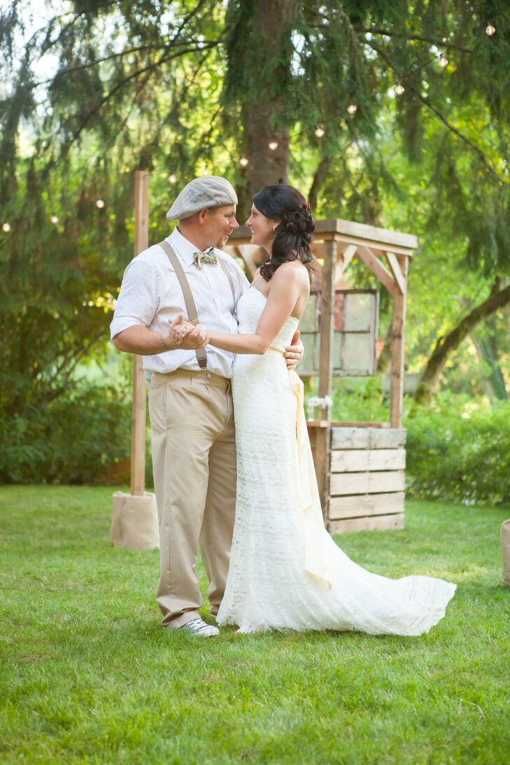 Couple First Dance at Backyard Venue