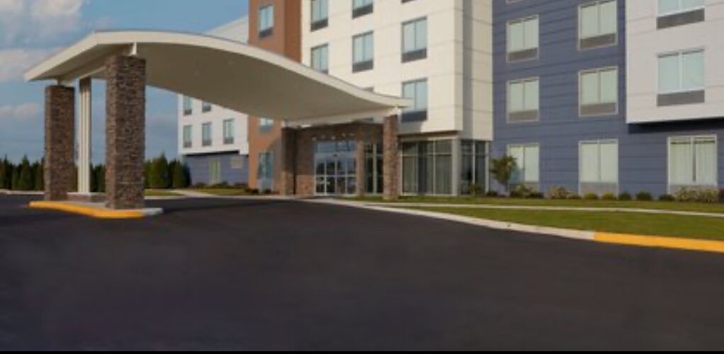 Picture of Fairfield Inn & Suites