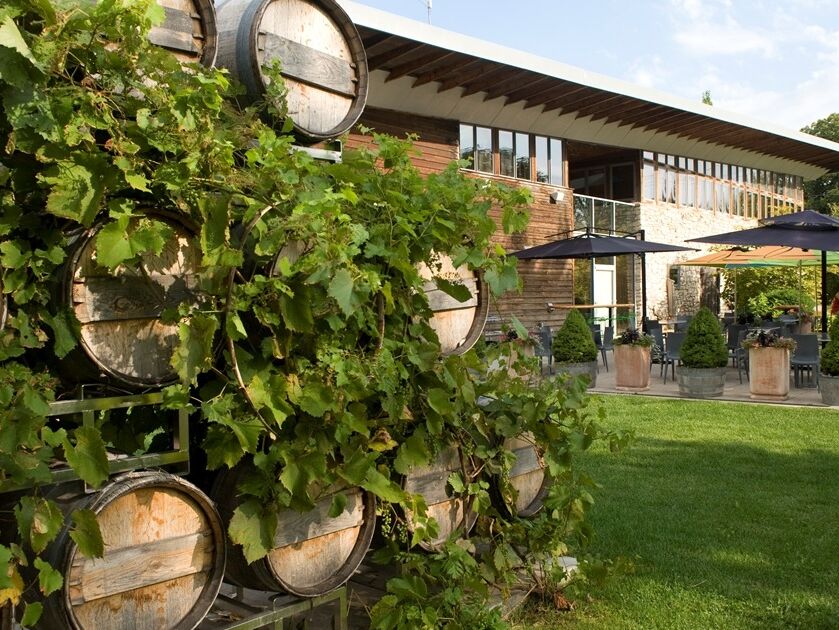 Picture of Stone's Throw Winery