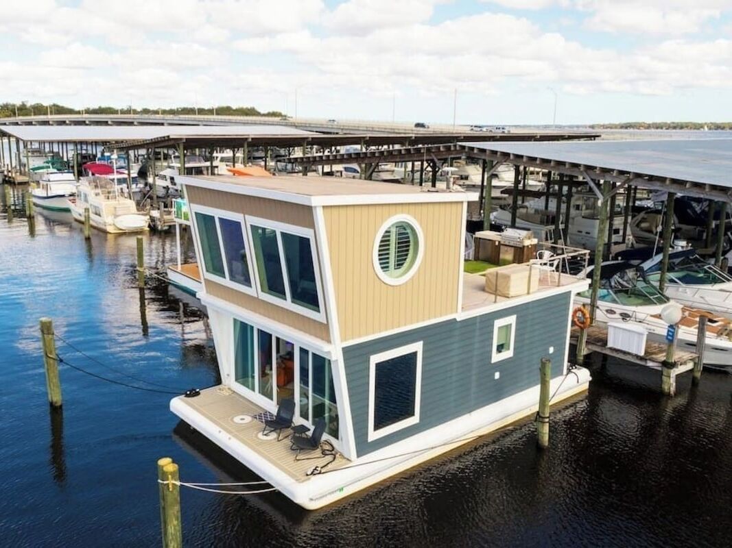 Picture of House Boat Rental Fleming Island FL