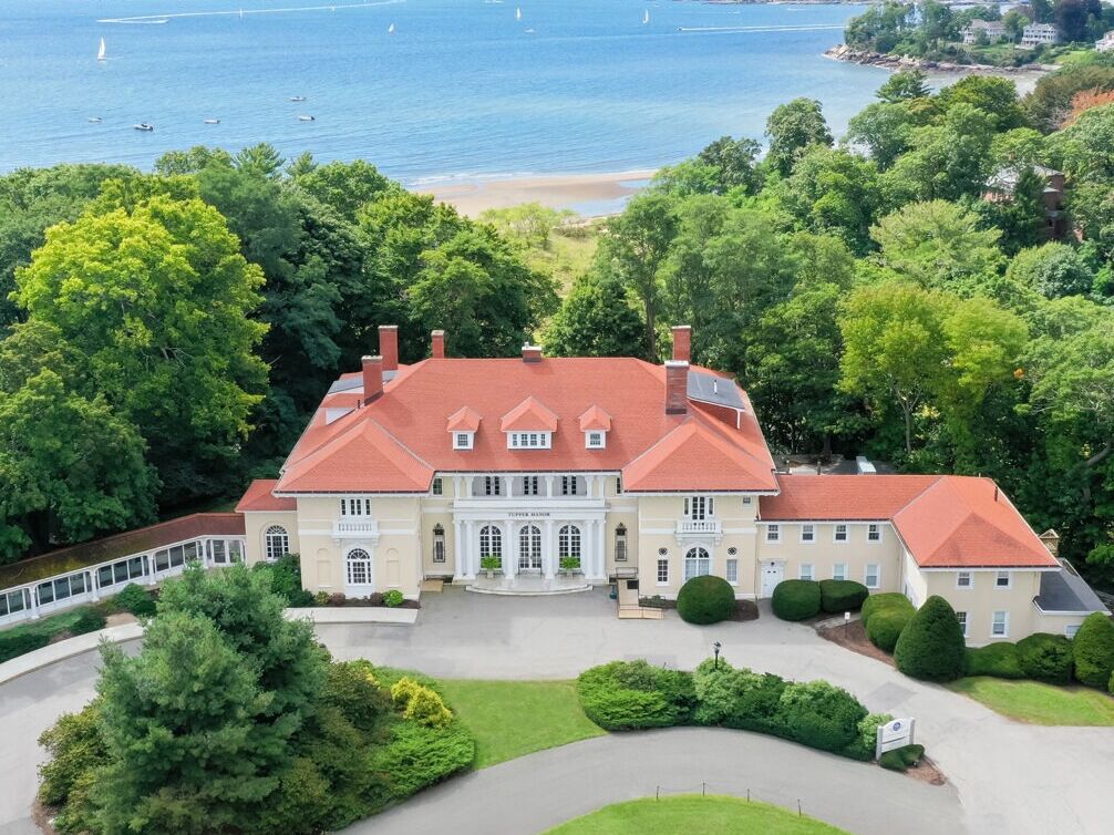 Picture of Tupper Manor