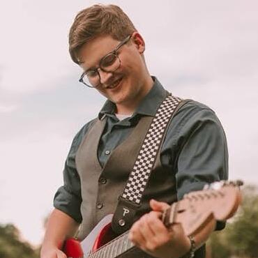 Carson Tubb