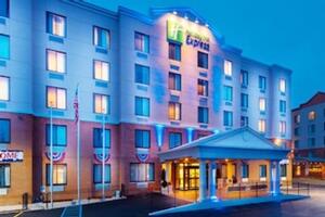 Picture of Holiday Inn Express Staten Island West