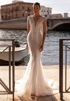 Carfelli Fantastical Sheath Wedding Dress