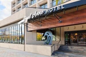 Picture of The Royal Anne Hotel