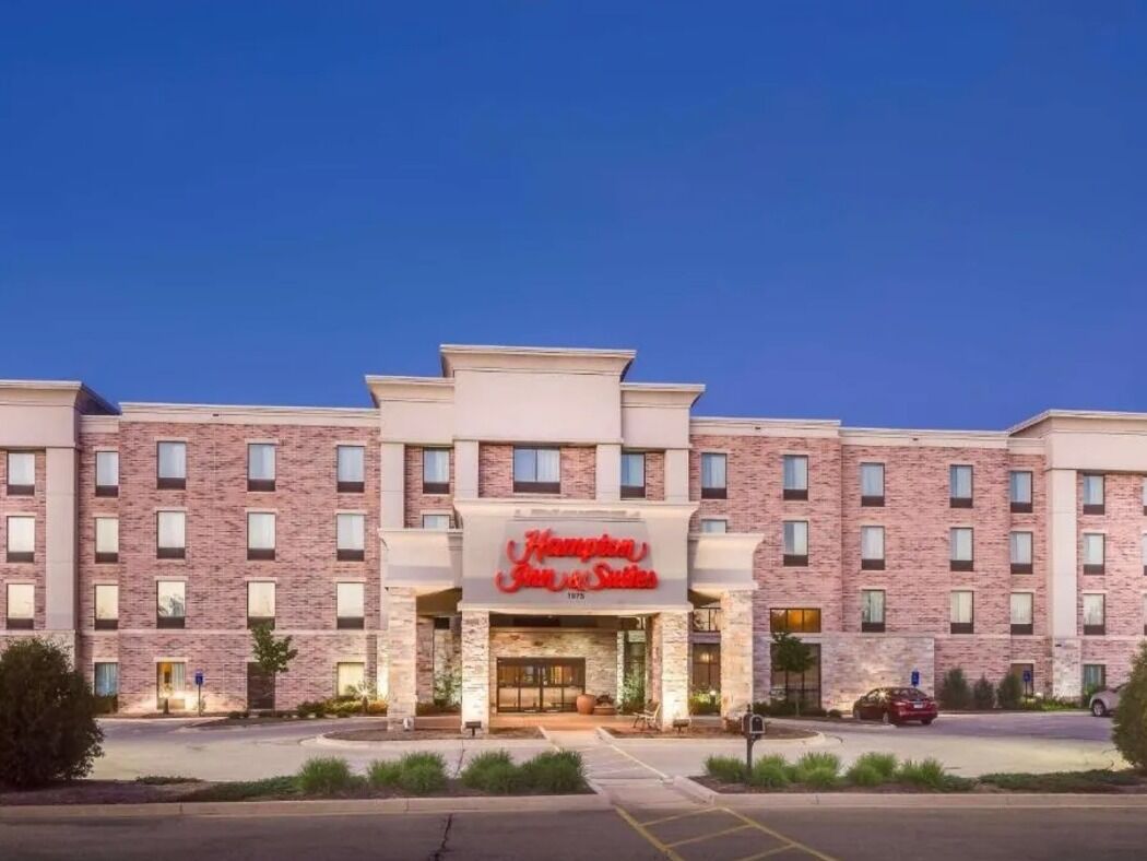 Picture of Hampton Inn & Suites by Hilton West Bend