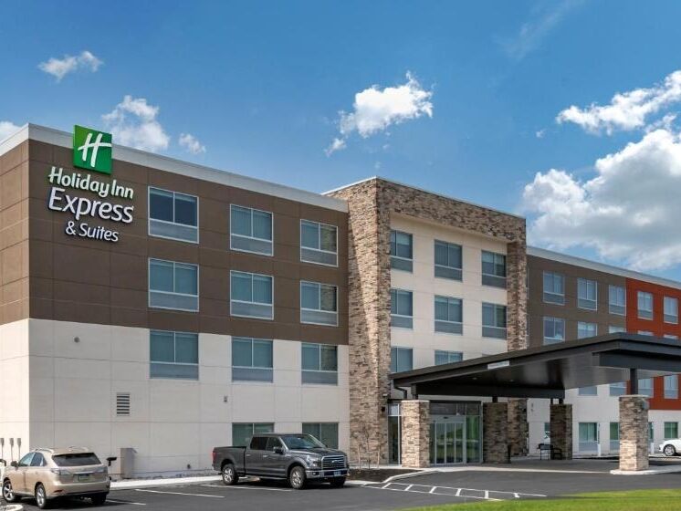 Picture of Holiday Inn Express & Suites Lancaster - Mount Joy, an IHG Hotel