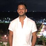 David Montavlvo
