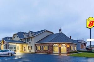 Picture of Super 8 by Wyndham Reedsburg