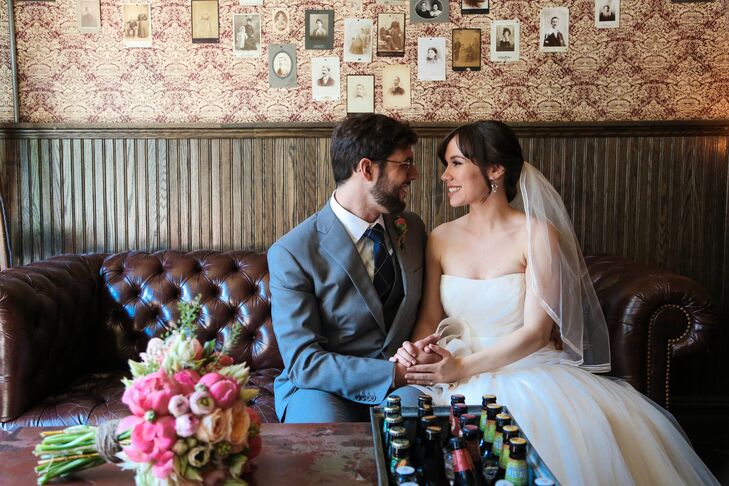 Emma Walton (27 and an actor and manager at Cafe Cluny) and Jesse Shapell (29 and manger at Isa Restaurant) planned a laid-back, rustic chic affair fo