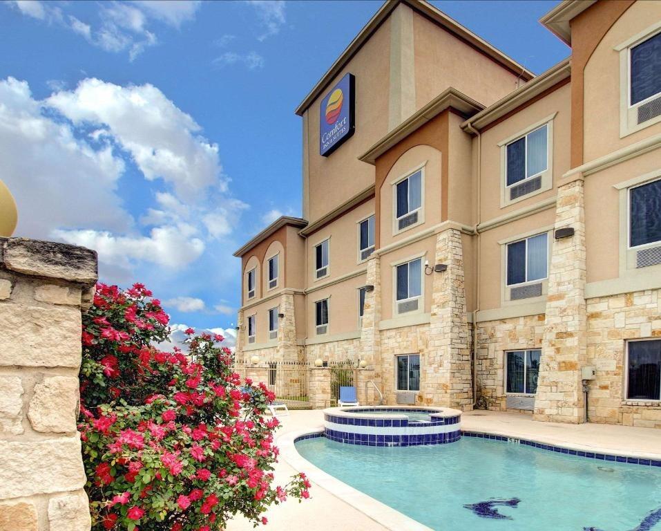 Picture of Comfort Inn & Suites