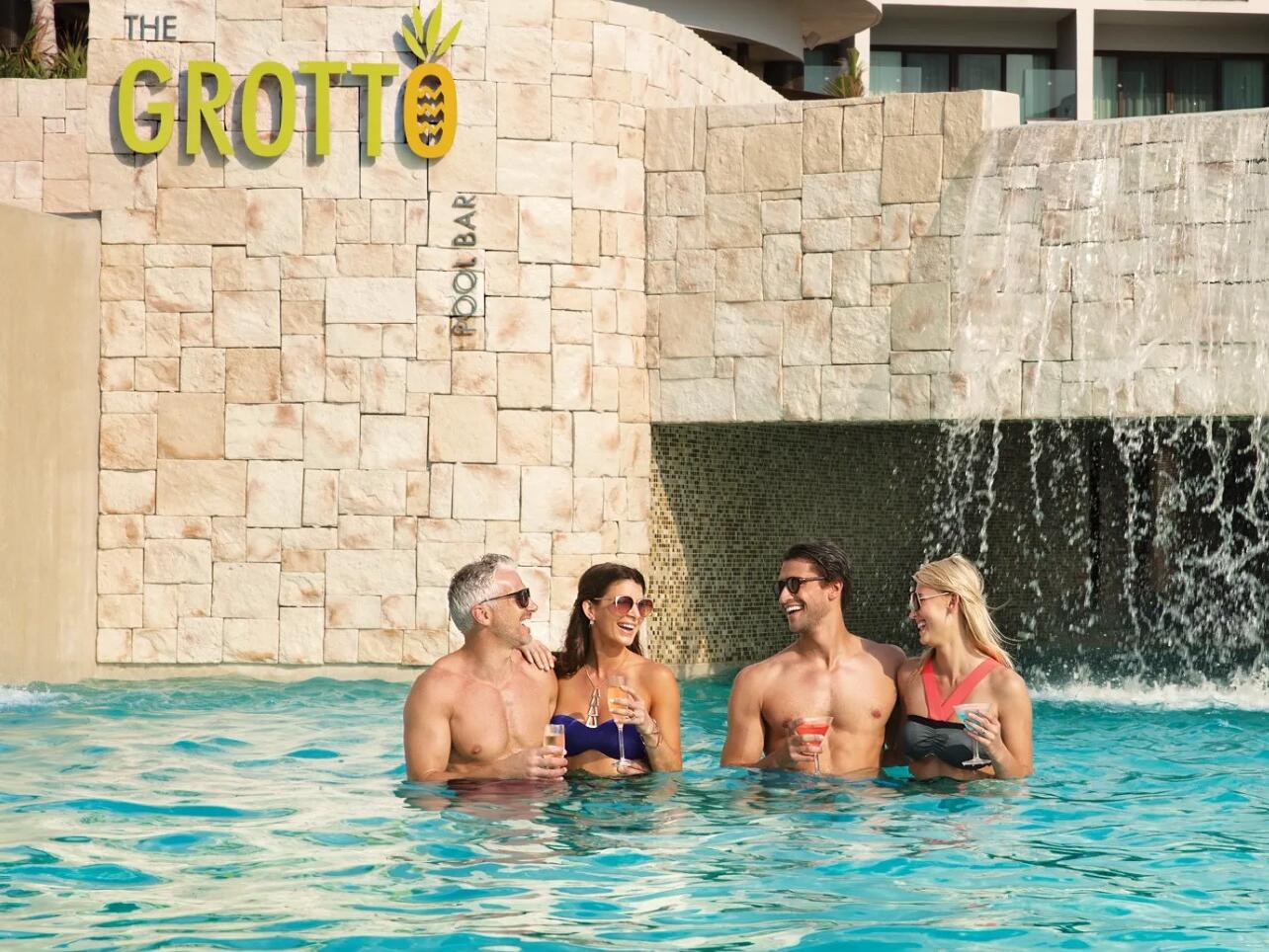 Picture of 🏝️ The Grotto – Swim-Up Bar 🍹