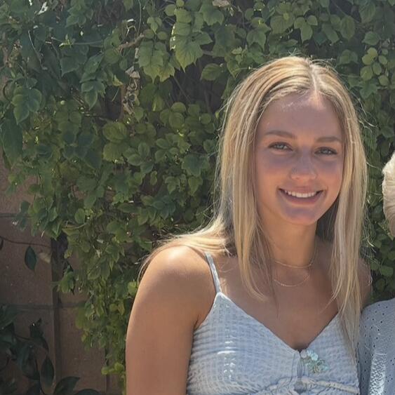 Jenna McMurry (Bridesmaid)