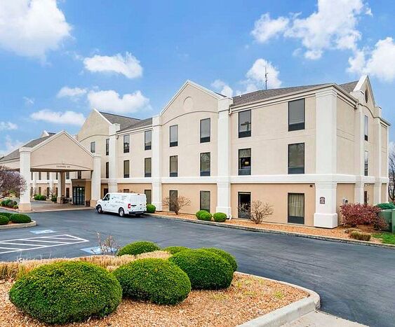 Picture of Comfort Inn Near Six Flags St. Louis