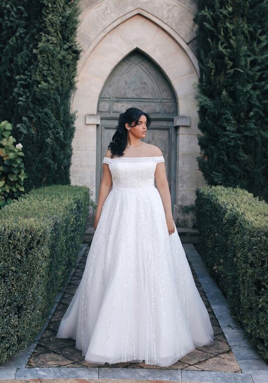 Disney Fairy Tale Weddings Jasmine - DP424 Ball Gown Wedding Dress - 4