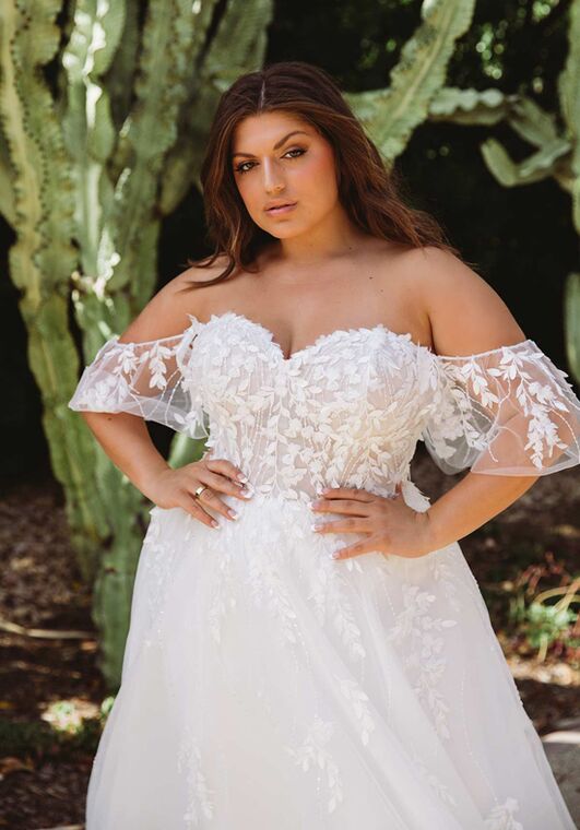 Essense of Australia D3529 plus A-Line Wedding Dress - 6