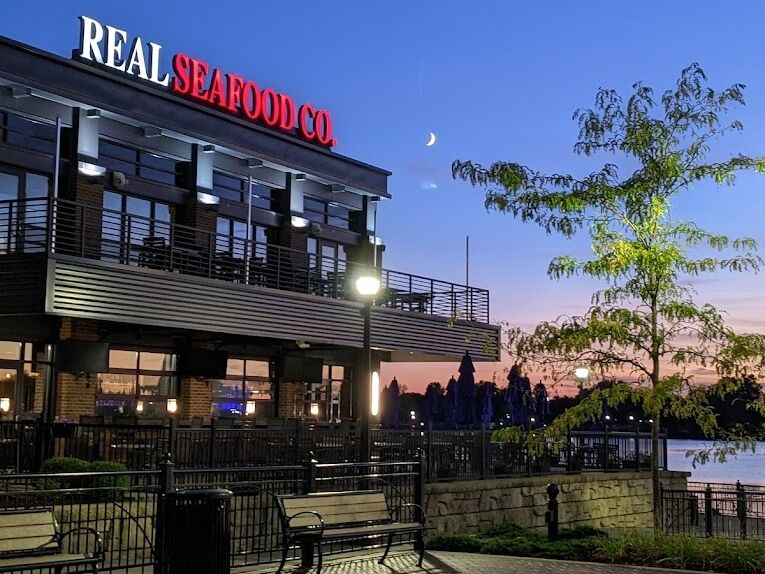 Picture of Real Seafood Company Bay City