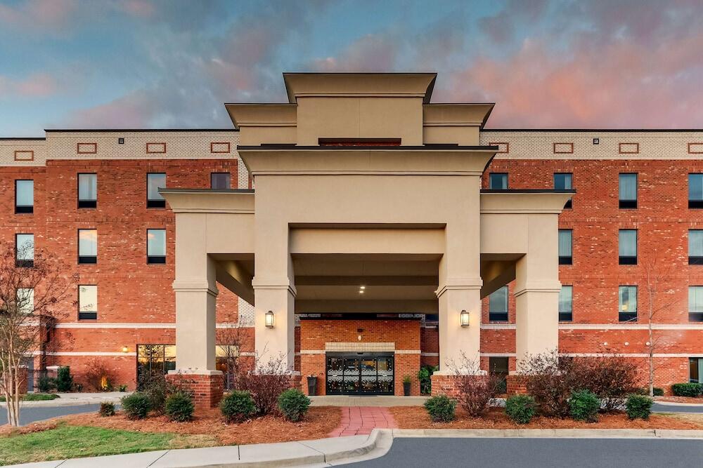Picture of Hampton Inn & Suites Hartsville