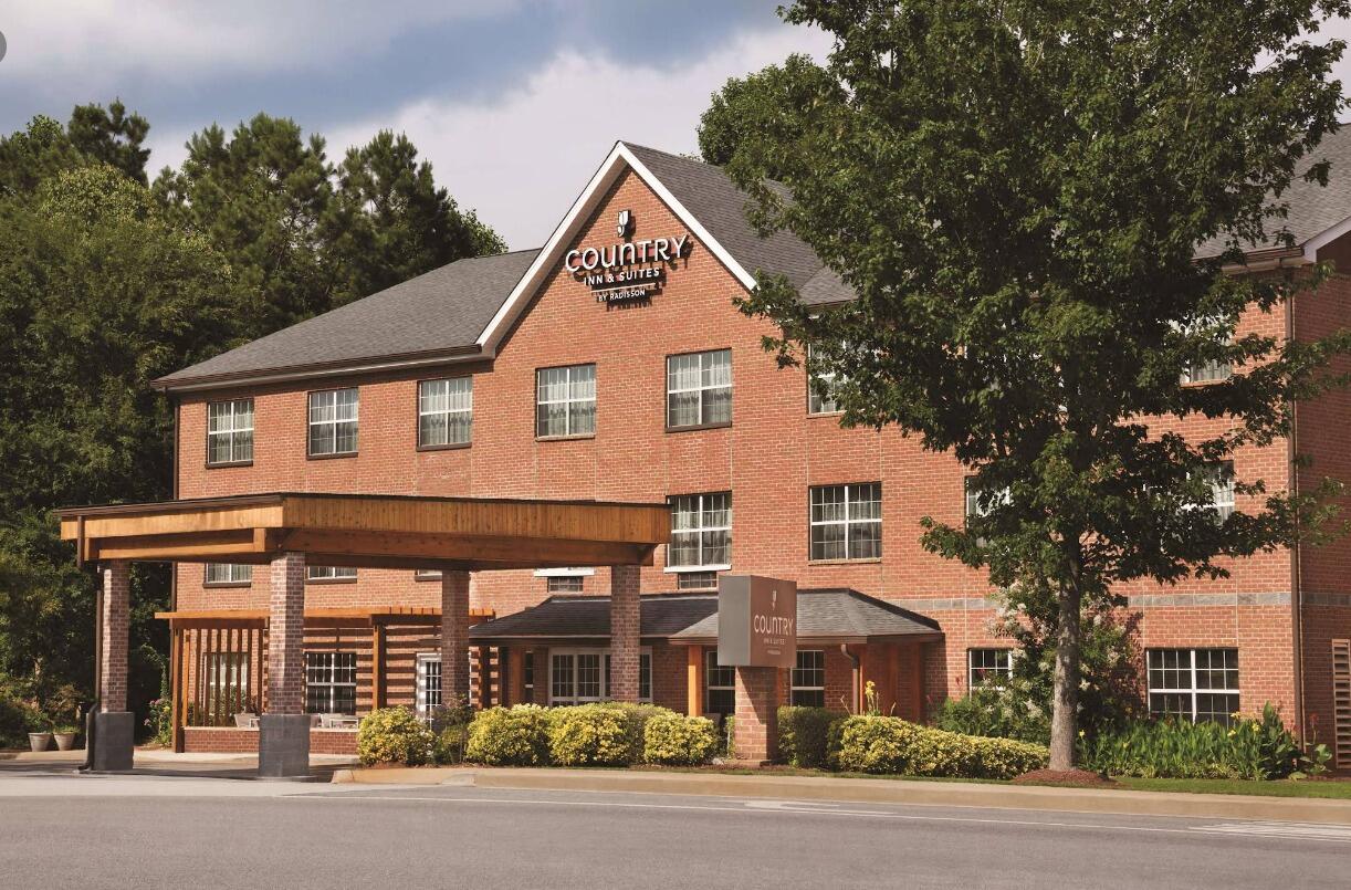 Picture of Country Inn & Suites by Radisson, Newnan, GA