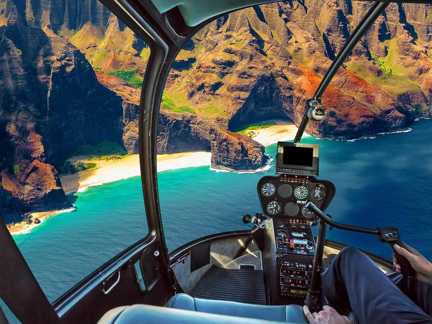 Picture of KAUAI HELICOPTER TOURS - DOORS OFF