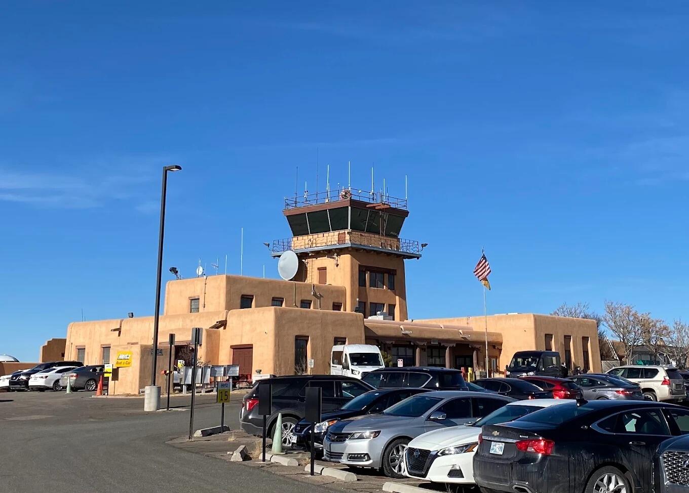 Picture of Santa Fe Regional Airport (SAF)