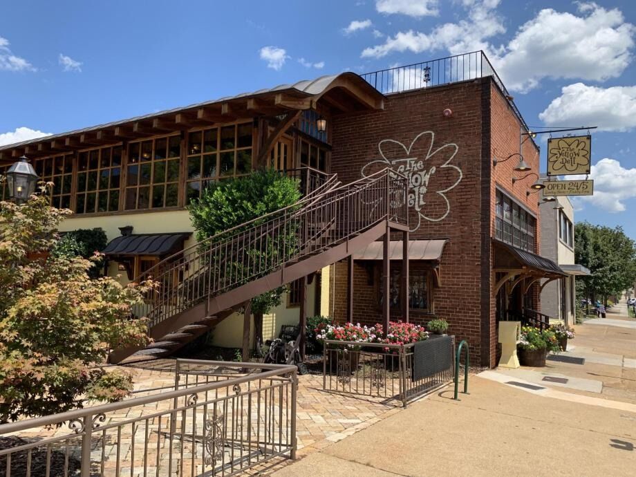 Picture of The Yellow Deli Chattanooga