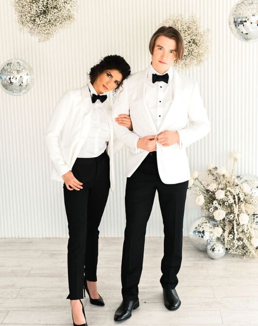 Suit Shop Men's Ivory White Shawl Lapel Tuxedo Tuxedo - 4