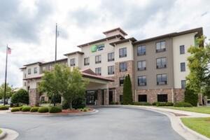 Picture of Holiday Inn Express Hotel & Suites Lexington North West The Vineyard an IHG Hotel