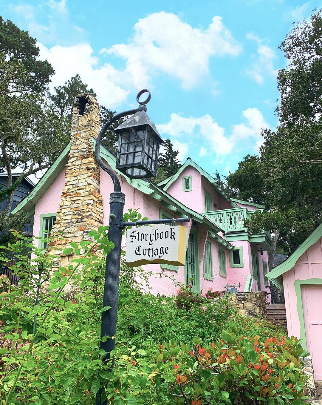 Picture of Stroll Through the Fairy-Tale Cottages