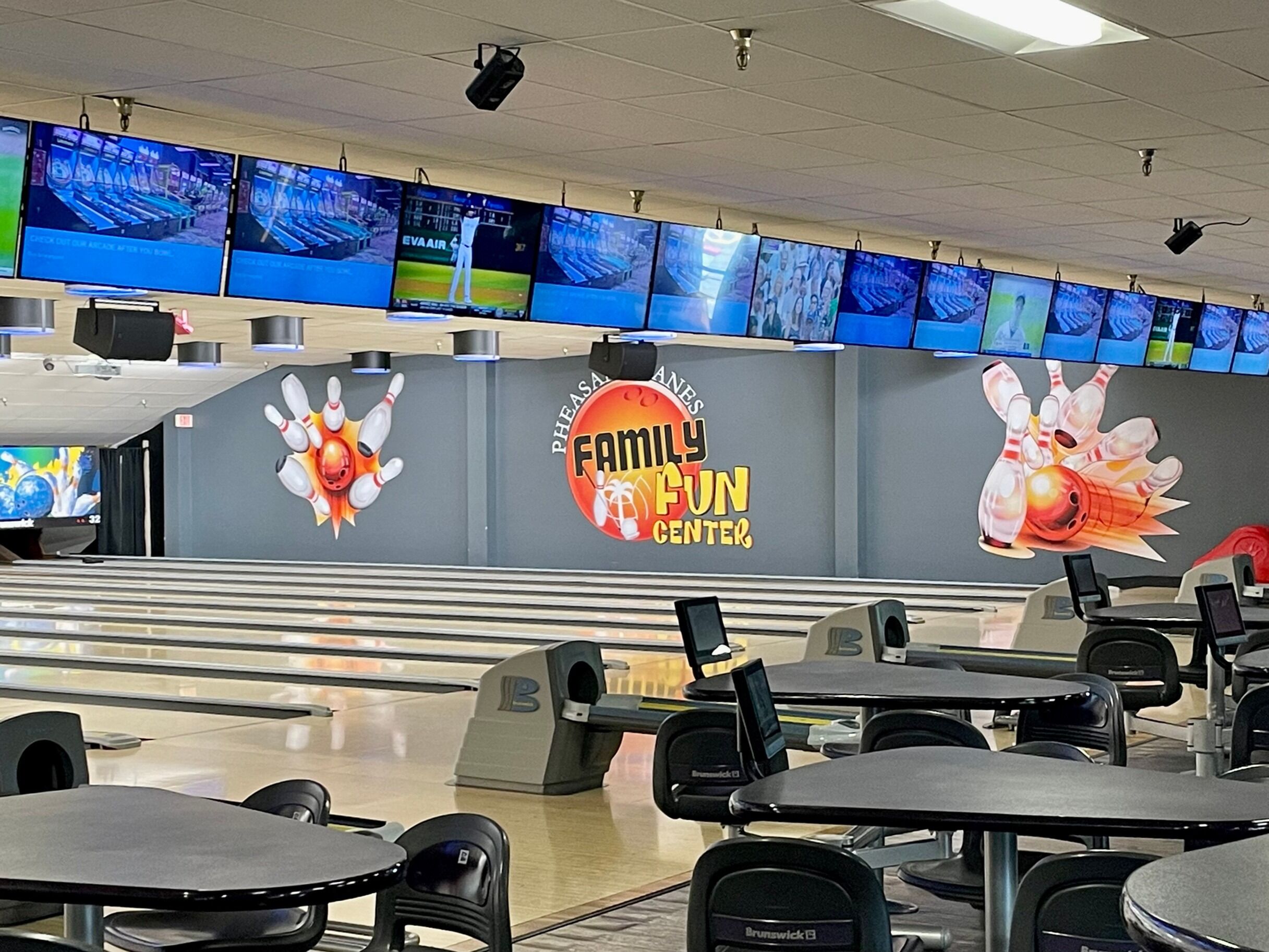 Picture of Pheasant Lanes Family Fun Center & Kegler’s Pub