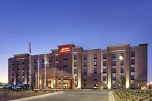 Picture of Hampton Inn &  Suites Milwaukee / Franklin