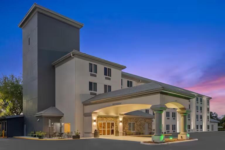 Picture of Spark by Hilton Orlando near SeaWorld