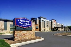 Picture of Hampton Inn & Suites Milwaukee West
