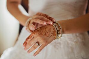 Bridal Henna and Diamond Scroll Detailed Bracelet