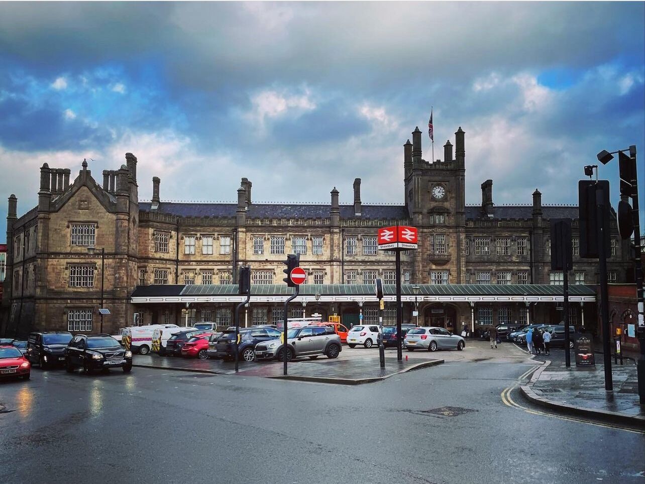 Picture of Shrewsbury Railway Station