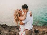 Hawaii anniversary photo