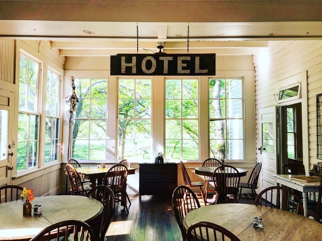 Picture of Meyer Inn on Cypress Creek