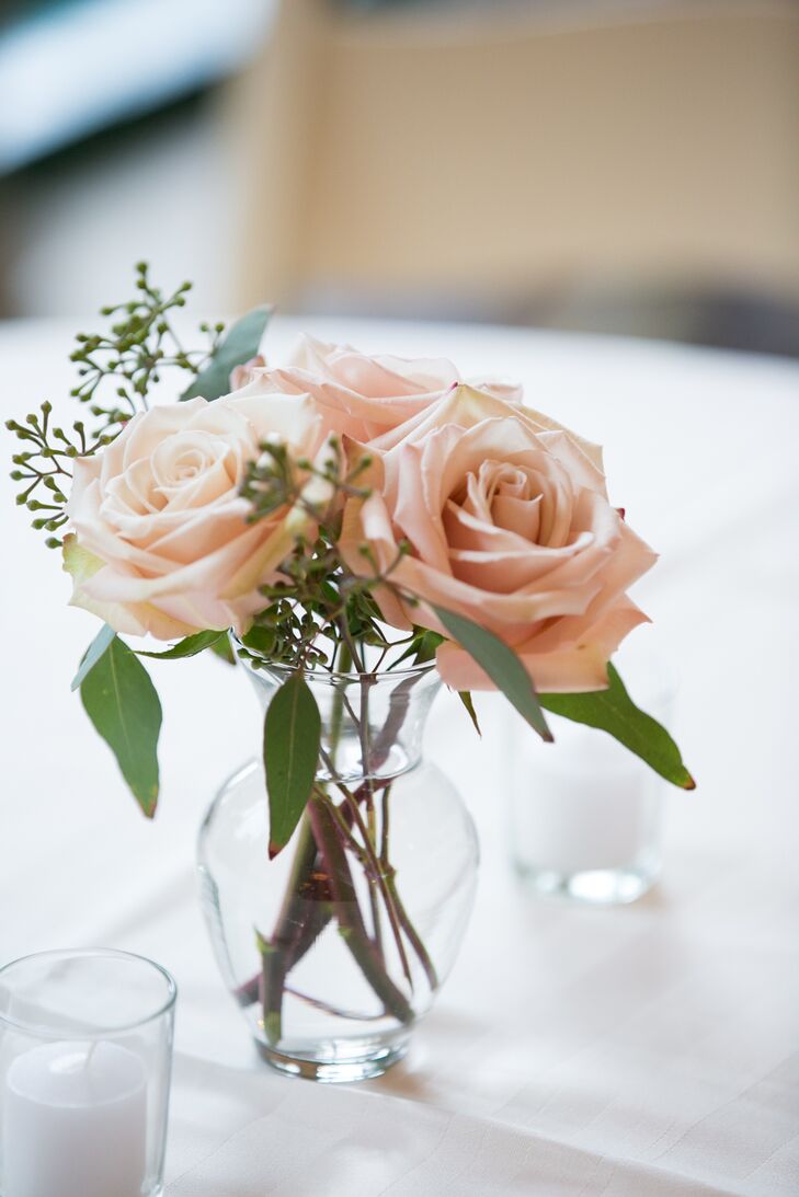Simple Blush Rose Flower Arrangement