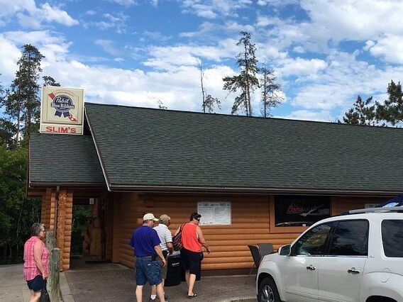 Picture of Slim's Bar & Grill