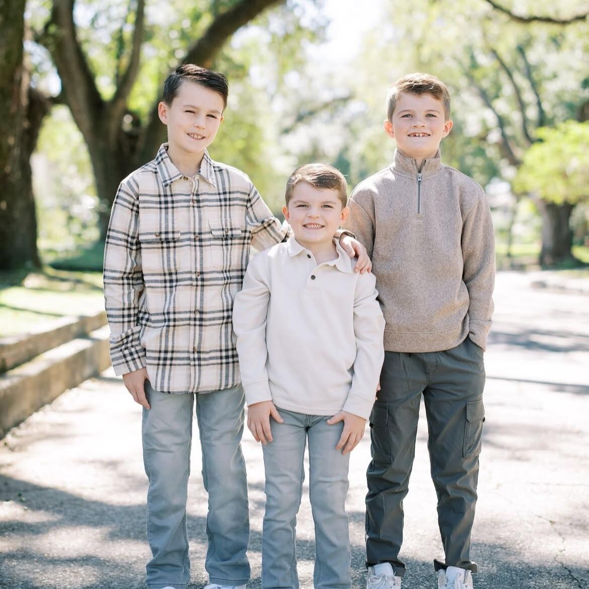 Dallas, Deker, Deakon
