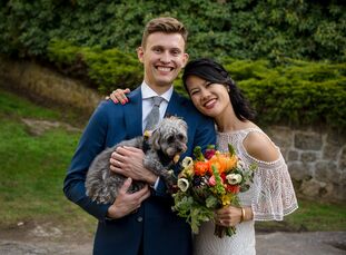 Charissa and Jonny studied French together long before they became a couple. In their college class, Charissa “learned that Jonny liked to ski, and he
