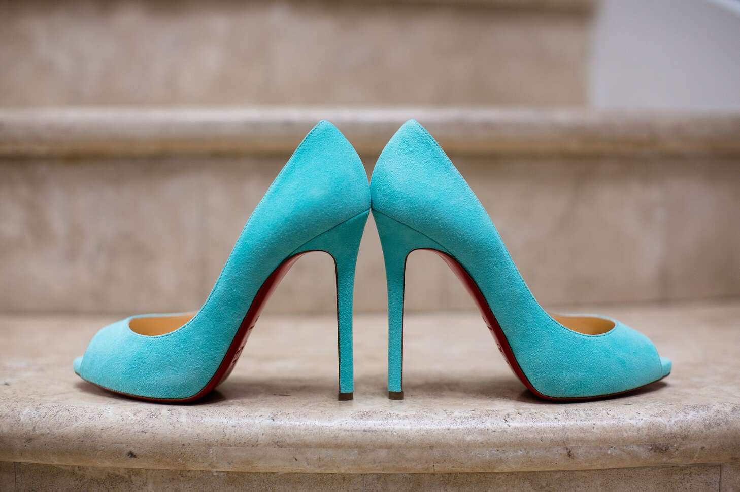 louboutin wedding shoes blue sole