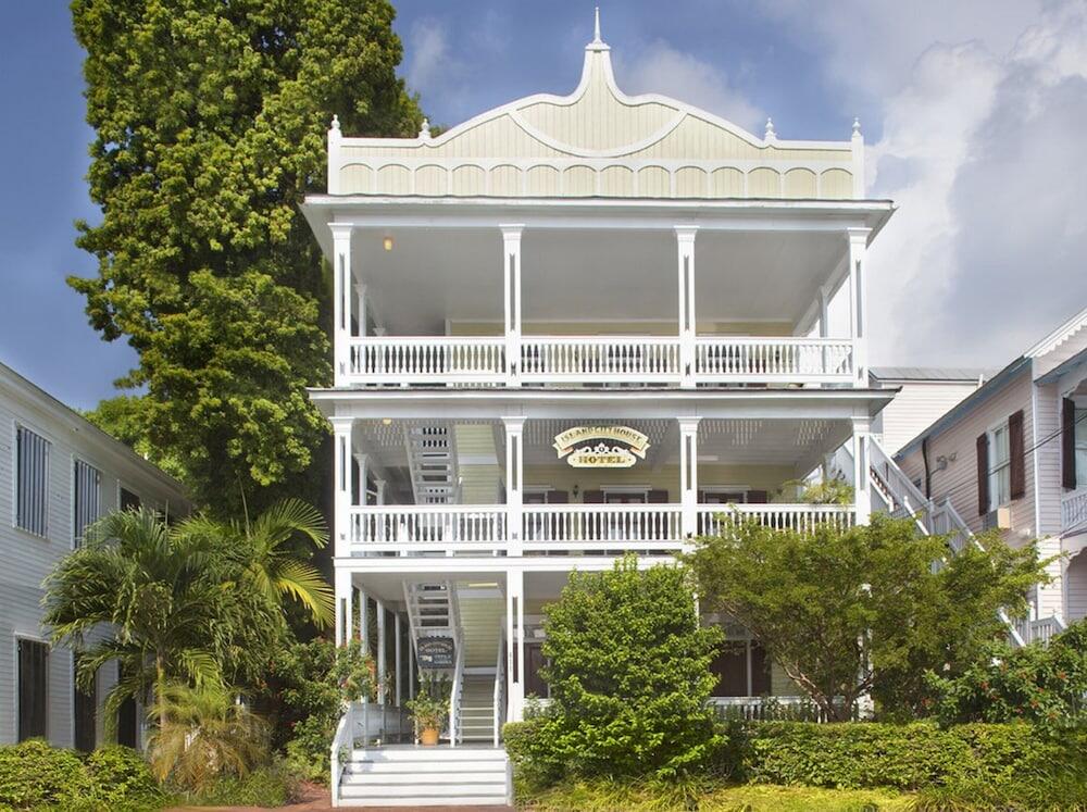 Picture of Island City House Hotel