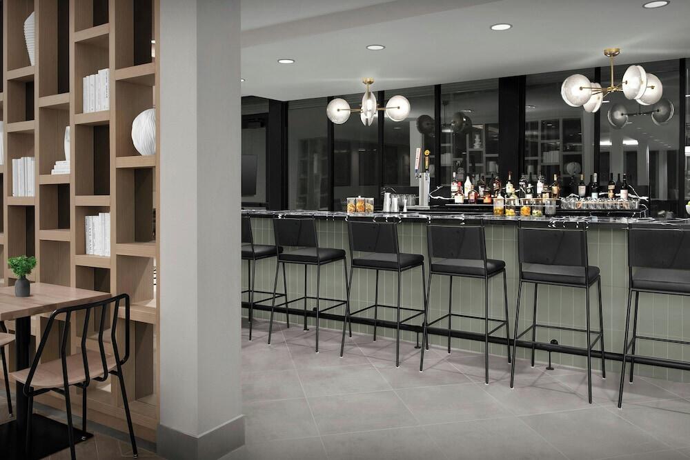 Picture of Fairfield Inn & Suites by Marriott Paris