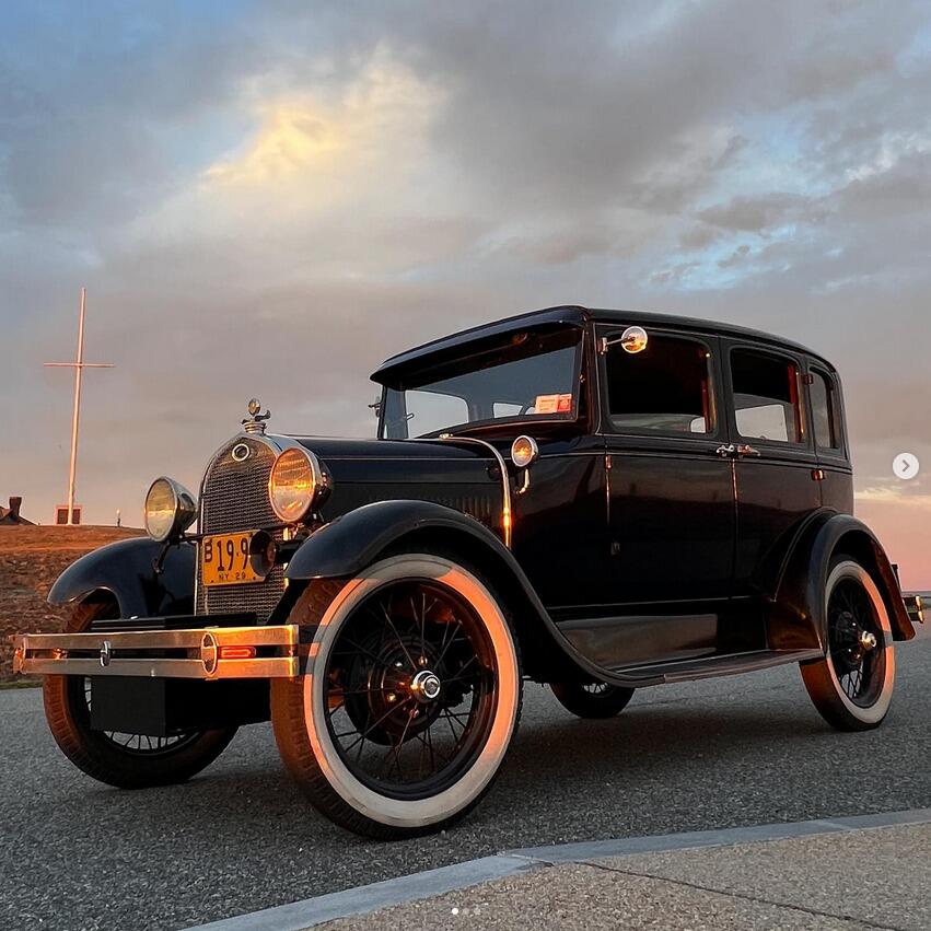 Picture of Newport Classic Car Company - Tours, Rentals & Weddings
